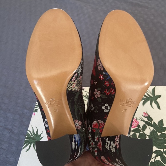 NWT Valentino Garavani Floral ankle boots Size 36 - Picture 6 of 13